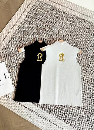 Майка біла чорна