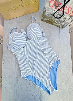 Купальник голубой белый с чашками