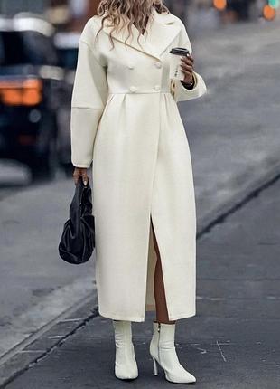 Стильне молочне пальто, р. л-хл