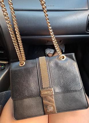 Женская сумка кожаная carvela