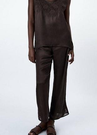 Атласні брюки з вишивкою zara