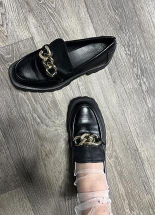 Жіночі лофери,золотиста фурнітура