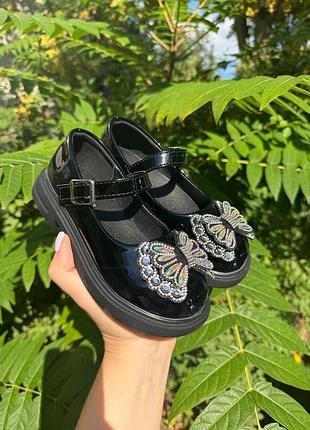 Туфлі для дівчинки на свято