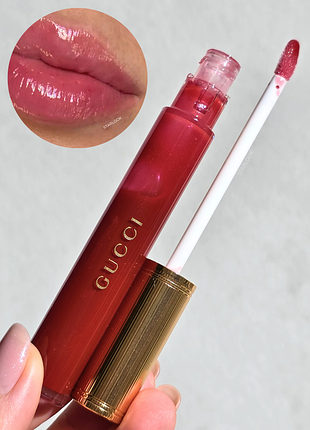 Блеск для увеличения объема губ gucci gloss à lèvres hydrating plumping lip gloss 509