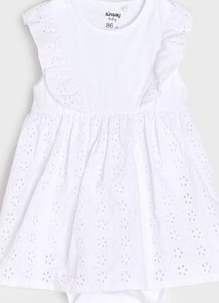 Боді-сукня для дівчинки біла з мереживом. розмір 62
