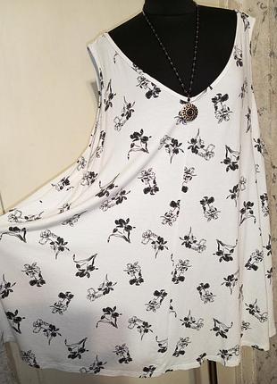 Натуральна трикотажна стрейч гарна блузка-трапеція мега батал evans