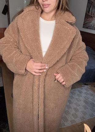 Шубка довга c&a дуже мʼяка і тепла