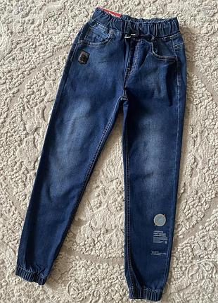 Демісезонні джинси на резинці для хлопчика підлітка 140-170