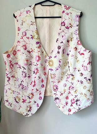 Колоритная жилетка с вышивкой, жилет в этническом стиле