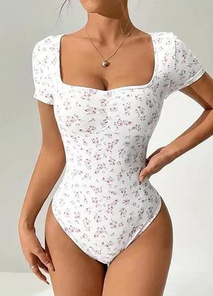 Боді в квітковий принт shein xl