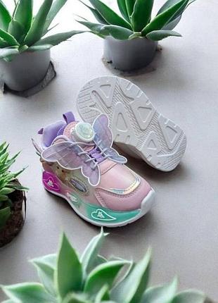 Дитячі кросівки