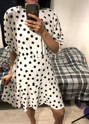 Платье белое в горох