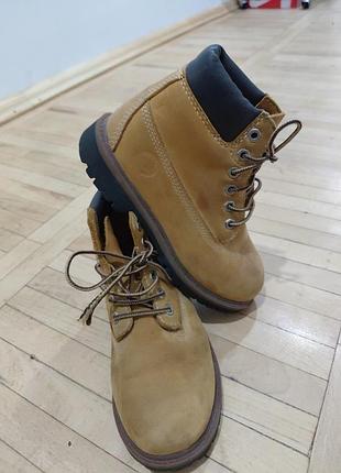Фирменные ботинки, размер 33, стелька 22 см