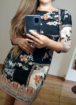 Женское платье