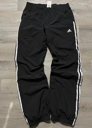 Спортивні штани adidas