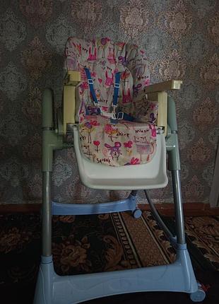 Стілець для годування