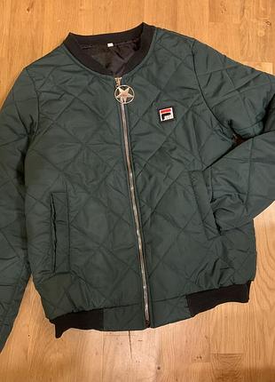 Куртка бомбер стьогана зелена жіноча fila xs s