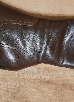 Шикарные фирменные сапоги в трендовом цвете "шоколад"