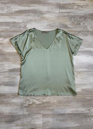 Шовкова футболка hallhuber