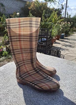 Женские резиновые сапоги