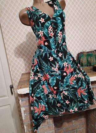 Платье - рубашка, платье на пуговицах в актуальный тропический принт