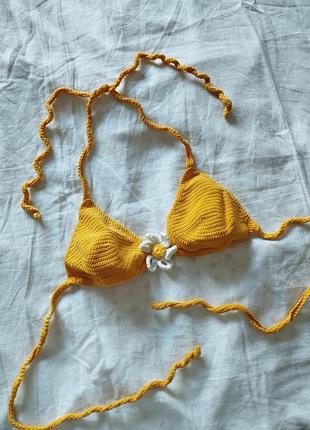 Вязаный желтый купальник верх, треугольники 💛