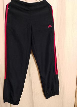 Штани adidas розмір s  жінкам