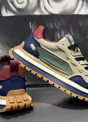 Мужская спортивная обувь 2025 года