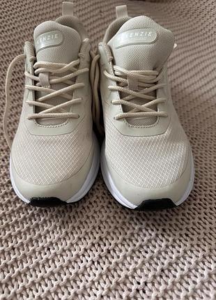 Кросівки mckenzie 38 розмір