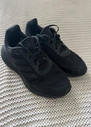 Кросівки adidas 4