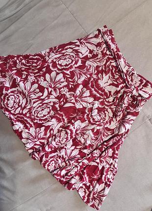 Яскрава спідниця на запах,бренду next ,розмір 10. всі заміри вказую в напівобхваті! довжина 47 талія 37-54 190грн 💕