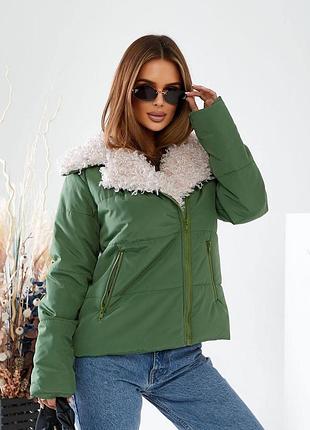 Куртка жіноча