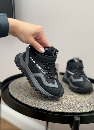 Кружевные зимние кроссовки для мальчика