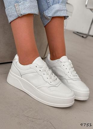 Кросівки натуральна шкіра