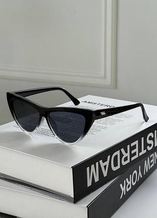 Солнцезащитные очки женские  no logo