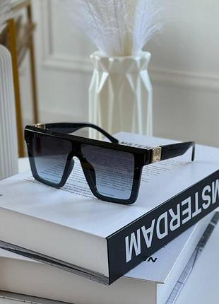 Сонцезахисні окуляри жіночі  no logo