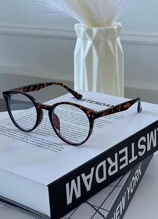 Солнцезащитные очки женские  защита uv400