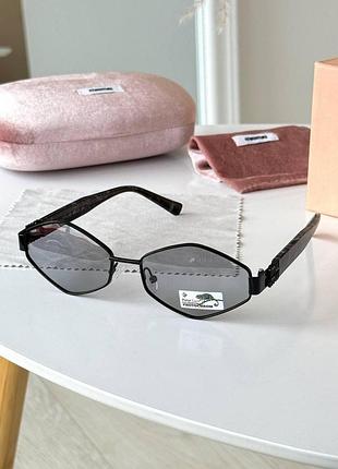Солнцезащитные очки женские miu miu  🔥очки хамелеон 🔥 линзы темнеют на солнце🌈поляризованный