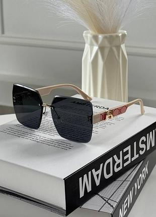 Сонцезахисні окуляри жіночі  hermes захист uv400
