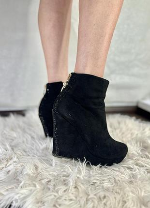 Ботильони замшеві 25,5 ніжка