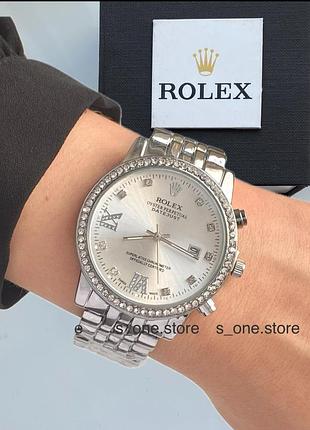 Стильные женские часы