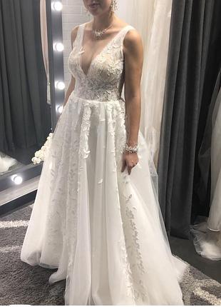 Весільна сукня, не вінчана!