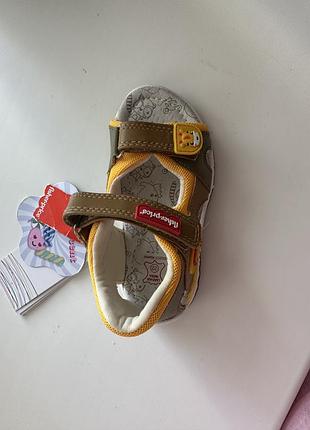 Босоніжки ароматизовані fisher price