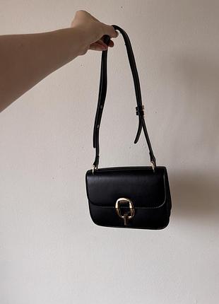 Нова сумочка чорного кольору