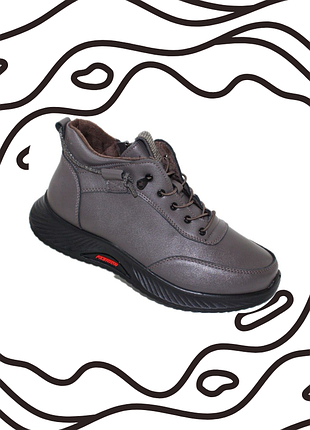 Жіночі коричневі черевики з флісом, язик декорований стразами