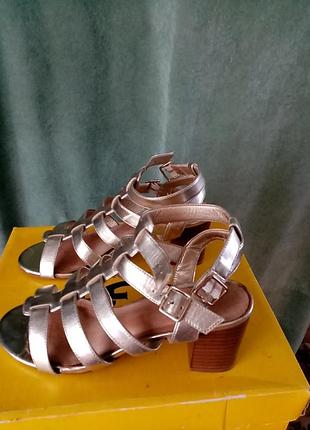 Шлепанцы, new look, размер 39