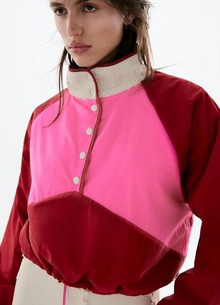 Утеплений бомбер zara