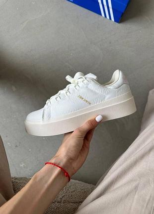 Женские кроссовки adidas stan smith bonega white