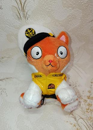 Мягкая игрушка кот капитан хадсон  сюрприз от моря