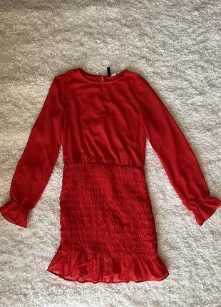 Сукня червона hm